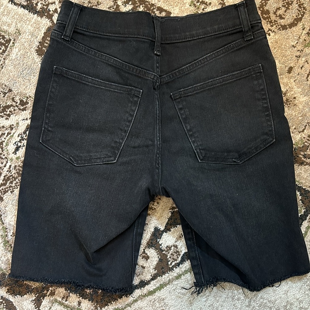 Gap black denim high rise Bermuda shorts 27/4 - Picture 2 of 2